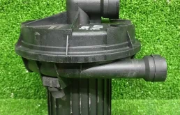 Насос вторичного воздуха AUDI A3, SKODA OCTAVIA 1Z, VOLKSWAGEN GOLF 5/5+/6, JETTA5, PASSAT B6, CADDY, TOURAN 1,6 BSE 2004- б/у A3(2004-2013);OCTAVIA 1Z(2004-2012);GOLF 5(2004-2009);GOLF 5+(2005-2014);JETTA 5(2005-2009)