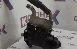 Радиатор масляный D4HB Б/У Б/У,в сборе с корпусом