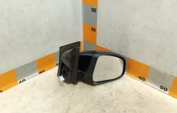 Зеркало правое Ford Focus 2010