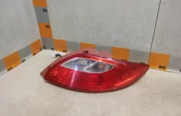Фонарь задний правый Mazda Mazda2 2011 DE