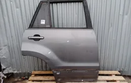 Дверь Suzuki Grand Vitara 2 2006-2015