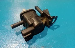Клапан вакуумный Toyota RAV4 XA30 2006-2012