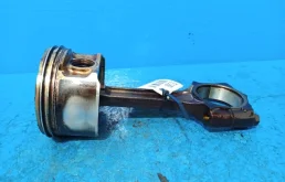 Поршень с шатуном Nissan Qashqai J10, X-Trail T31 2007-2014