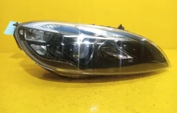 Фара Volvo V40 2013-2018