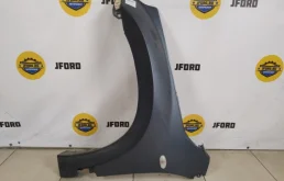 Крыло левое для Suzuki Grand Vitara 2006 года на фотографиях