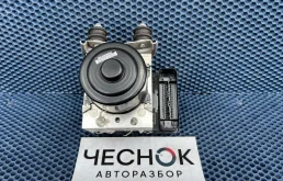 Блок ABS (насос) Volkswagen Touareg 2 2013 7P0614517J CRCA