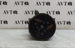 Компрессор кондиционера Renault Scenic 8200470242 K4M813