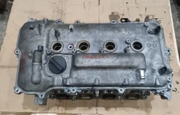 Головка блока цилиндров Toyota Auris 1110139686 1ZR-FE