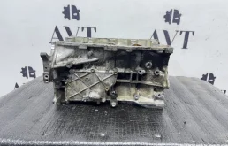 Блок двигателя Toyota Auris 1141039045 1ZR-FE