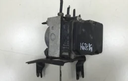 Блок ABS (насос) Nissan Note E11 2005-2013