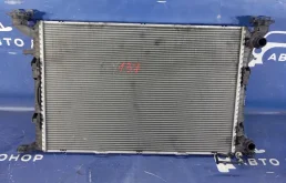 радиатор охлаждения двигателя AUDI A6 4G2 CHJA - 8K0121251L