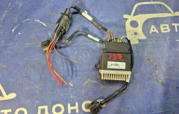 блок управления вентилятором охлаждения AUDI A6 4G2 CHJA - 8K0959501G