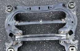 Подрамник Audi A8 4E0399313D 4E, передний