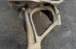 Поворотный кулак Audi 8R0505431F, задний левый