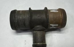 Фланец системы охлаждения Volkswagen N90692901