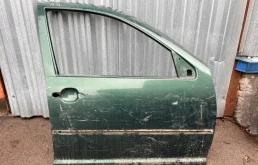 Дверь боковая Volkswagen Golf 4 1998-2005 1J4831056H 1J, передняя правая