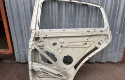Дверь боковая Volkswagen Golf Plus 2005-2014 5M0833301M 5M, задняя левая