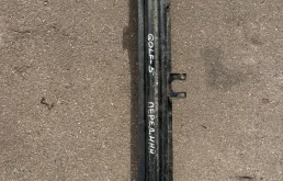 Усилитель бампера Volkswagen Jetta 2004-2011 1K5807109E 1K, передний