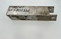 Кронштейн усилителя бампера Audi A6 2005-2011 4F5807331 4F, задний