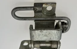 Петля двери Volkswagen Golf 5 1K0831412Q, передняя правая