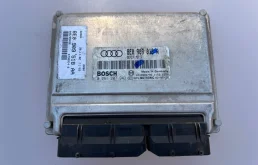 Блок управления двигателем Audi A4 8E0909018A 8E