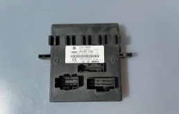 Блок управления бортовой сети Audi A6 4F0910279J 4F