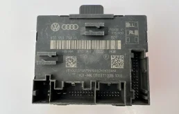Блок управления дверьми Audi 8T0959793M