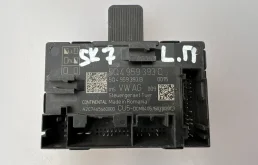 Блок управления дверьми Skoda Octavia 7 5Q4959393C 5E