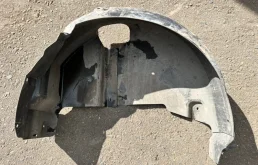 Подкрылок Skoda Rapid 5JA810970B 5J, задний правый