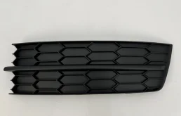 Решетка в бампер Skoda Rapid 5JA8073679B9 5J, передняя левая