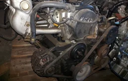 Двигатель Mitsubishi Lancer 9 2002-2007 1147 4G63