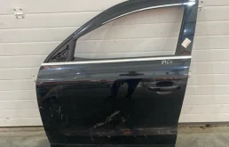 Дверь Audi Q3 8U