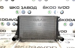 Интеркулер Skoda Yeti 2011 1K0145803CA 5L 2.0 CFHF