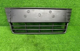 Решетка в бампер FORD Focus 2012 BM5117K945A PNDA, передняя