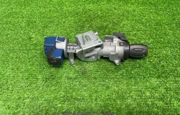 Замок зажигания FORD Focus 2012 1681167 PNDA