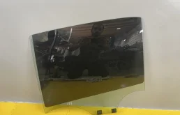 Стекло двери задней левой Renault Logan 2015 823019594R 2 K7M812