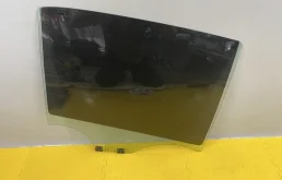 Стекло двери задней правой Renault Logan 2015 823008827R 2 K7M812