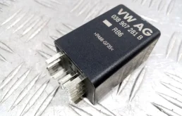 [Б/У] Реле свечей накала VAG 038907281B