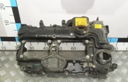 [Б/У] Крышка головки блока клапанная BMW mot. N20 N26 - Без клапана КВКГ [Незначительные дефекты] BMW 11127588412