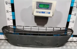 [Б/У] Решетка бампера центральная Ford Focus II FORD 1520644