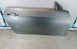 [Б/У] Дверь передняя правая BMW 3 E92/E93 - Небольшая шпатлеванная область [ХОРОШЕЕ] BMW 41517200570