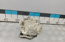 [Б/У] Замок двери задней левой VAG 4G0839015