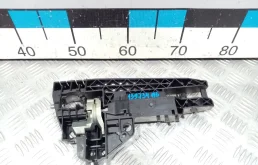 [Б/У] Кронштейн ручки двери левой Audi A6 A7 A8 VAG 4H0837885
