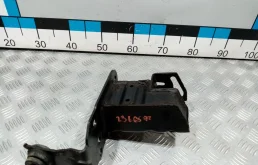 [Б/У] Кронштейн усилителя переднего бампера левый VAG 4L0807133A