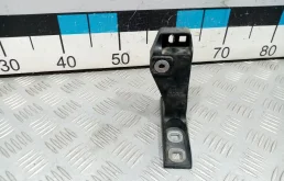 [Б/У] Кронштейн усилителя переднего левый VAG 4M0807333