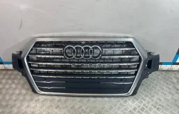 [Б/У] Решетка радиатора VAG Audi Q7 4M 2015> - В сборе с : 4G0853736E2ZZ 4G0853736E - шильдик QUATTRO 4M08536052ZZ 4M0853605 - эмблема AUDI , небольшие потертости на хромированной накладке, одна накладка отсутствует , нет 2 креплений хромированной накладки [ХОРОШЕЕ] VAG 4M0853651HFUQ
