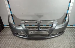 [Б/У] Бампер передний BMW 3 E92/E93 - Небольшая вмятина в верхней части маленькой скол в месте фиксации решетки радиатора [ХОРОШЕЕ] BMW 51117181307