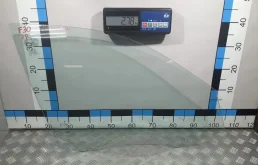 [Б/У] Стекло двери передней правой F30/F31/F80 - Мелкие царапинки [ХОРОШЕЕ] BMW 51337259826