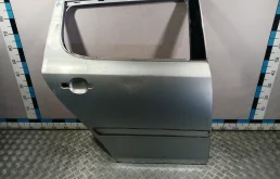 [Б/У] Дверь задняя правая Fabia VAG 5J6833056