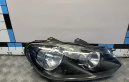 [Б/У] Фара правая правый руль не ксенон VW Golf 6 - Сломано одно крепление внизу на стекле фары / Две царапины на стекле фары 4 мм [Незначительные дефекты] VAG 5K2941006H